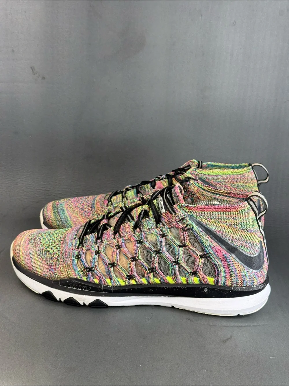 Nike Train Ultrafast Flyknit 'Volt' athletic sneaker shoes men’s size 11